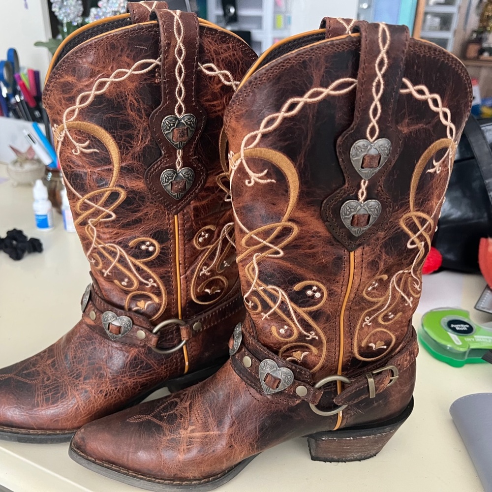 Leather cowgirl boots.
